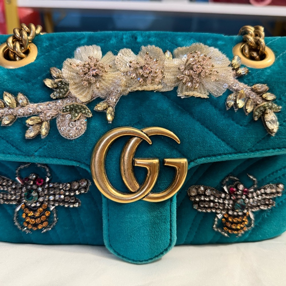 GG Marmont Teal Velvet Crystal Embellished Limited Edition Shoulder/Crossbody - Picture 2 of 16